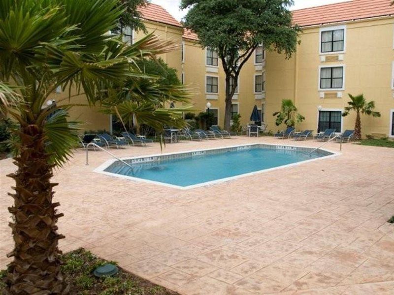 Holiday Inn Express Hotel & Suites Irving Dfw Airport North By Ihg Eksteriør bilde